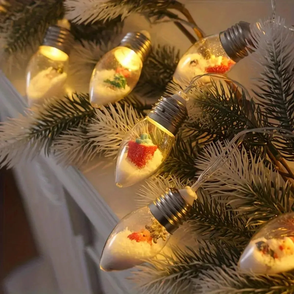 LED-Weihnachtslichterkette mit Figuren – 3 m, 20 LEDs, batteriebetrieben