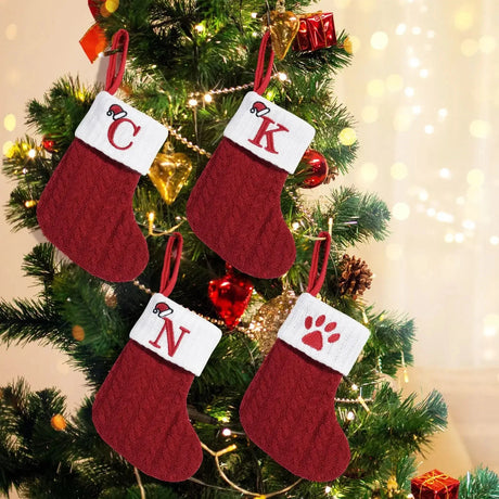 Weihnachtsstrumpf mit Buchstabe – gestrickt, zum Aufhängen